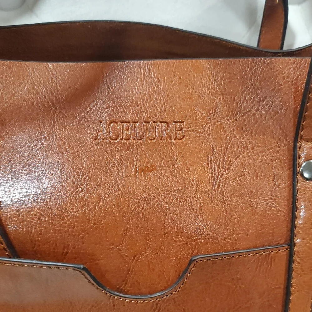 Acelure Leather Tote Bag in Rich Brown - Picture 3 of 16